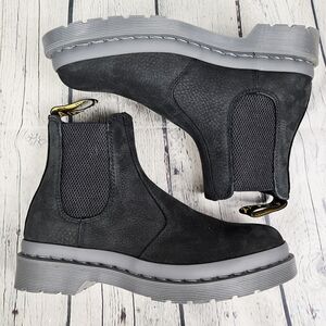 DOC MARTENS | #2976 mono milled nubuck leather pull-on chelsea boots